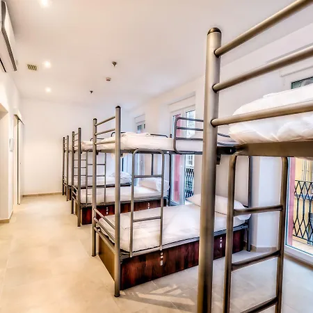 A2c (adults Only) Hostel *