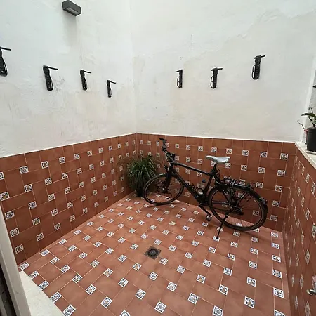 A2c (adults Only) * סביליה