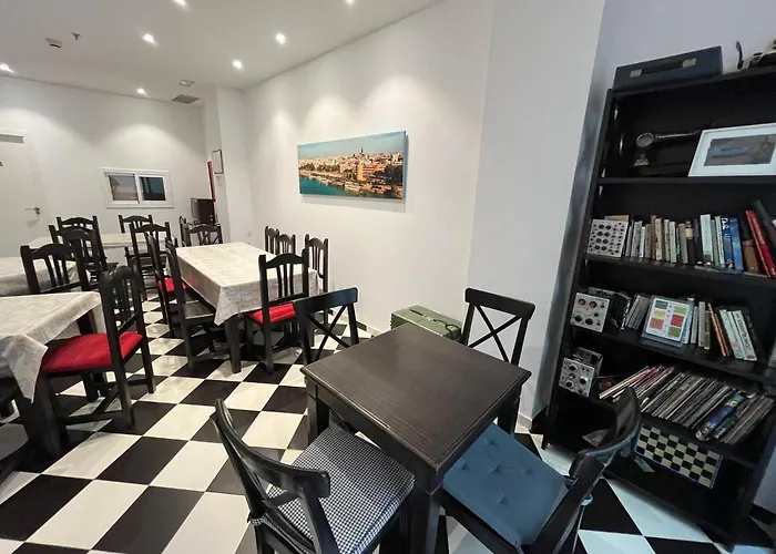 A2c (adults Only) Albergue