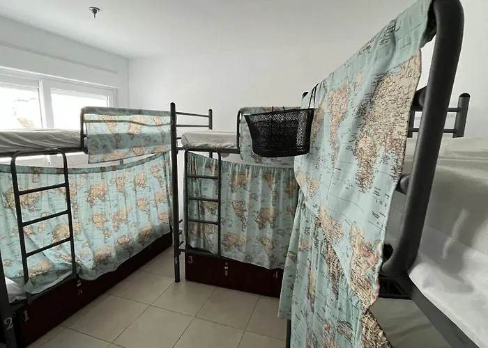 A2c (adults Only) Sevilha