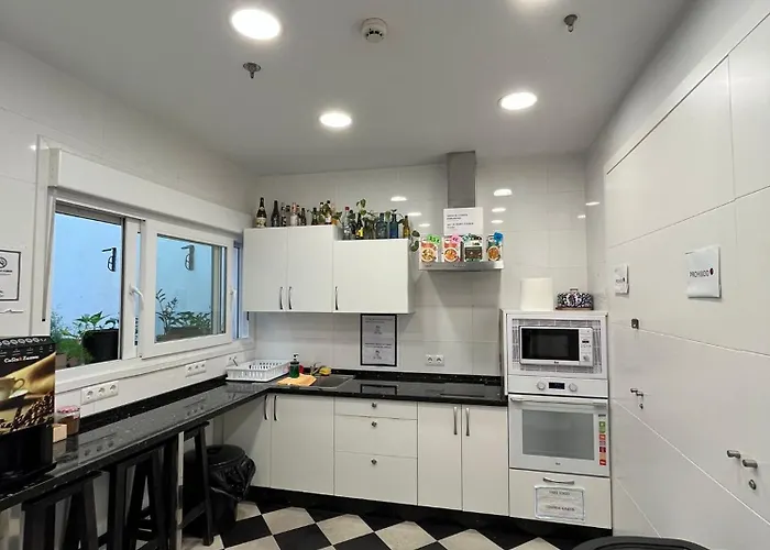 A2c (adults Only) Hostel *