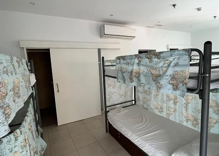 Hostel A2c (adults Only) *